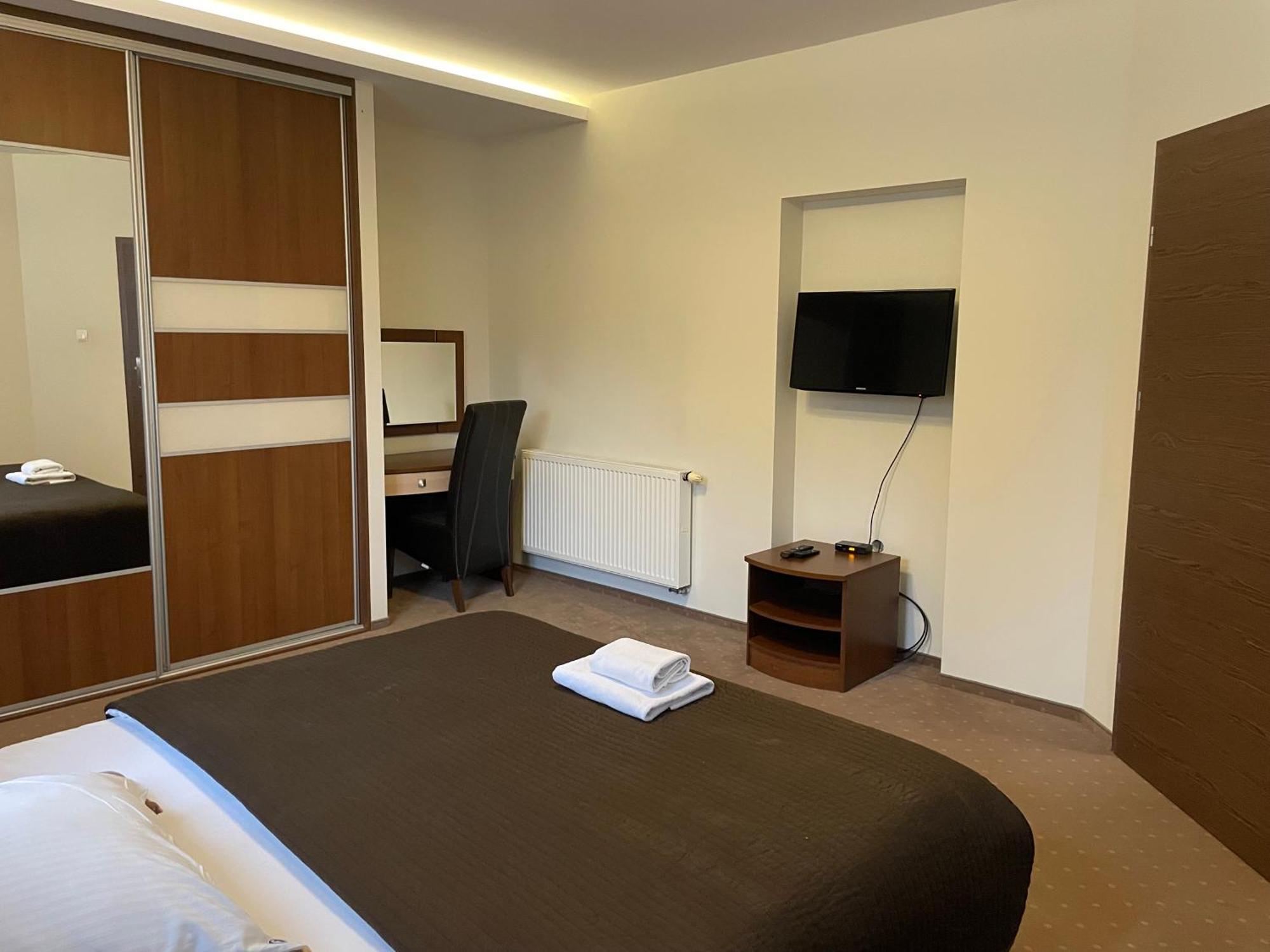 زيلونا غورا An-Son Apartamenty الغرفة الصورة